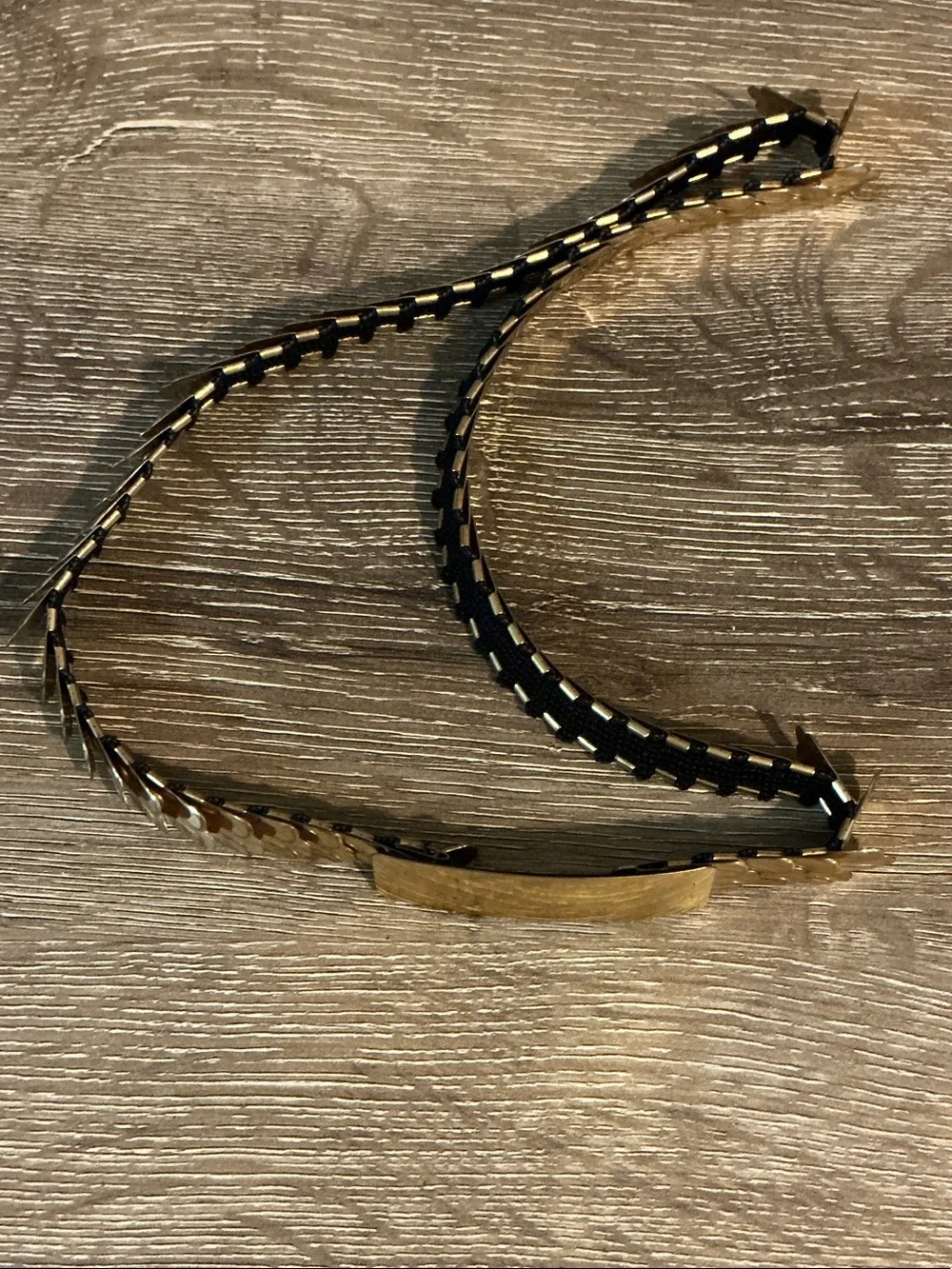 Vintage Goldtone Fish Scale Stretch Elastic Back Belt 24.75” to 36”+ GUC